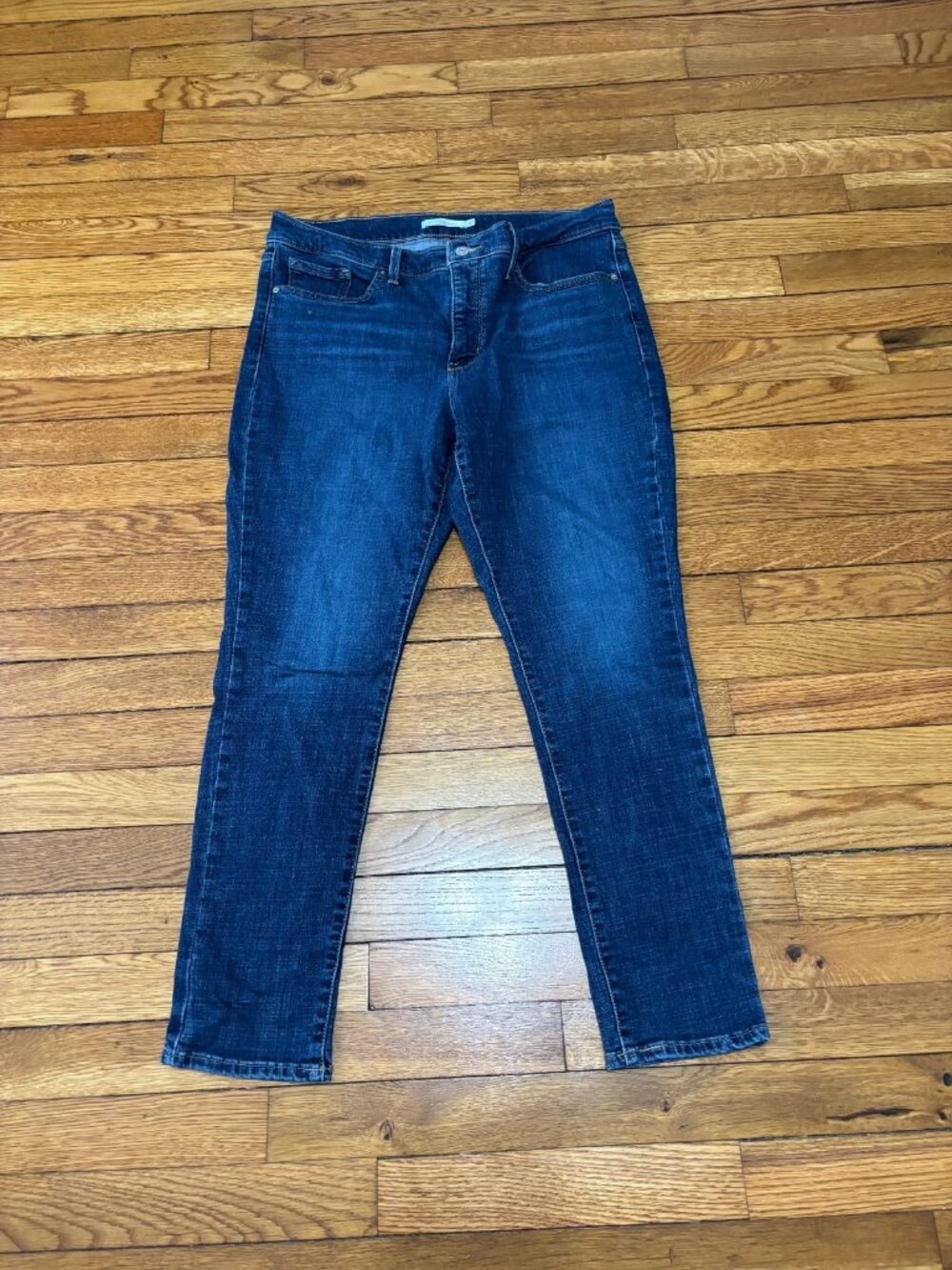 Levi’s 311 Shaping Skinny Jeans Sz 32 32x27 Blue Dark Wash Stretch Denim Pants